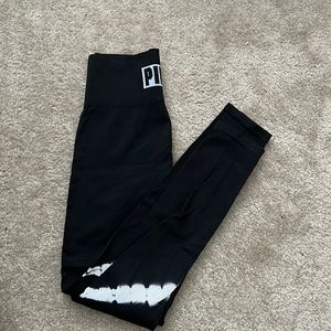 VICTORIA SECRET PINK LEGGINGS!!